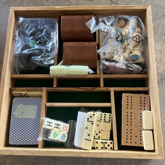 7 in 1 Game Set Vintage Wooden Box Double Sided Board - Picture 3 of 4